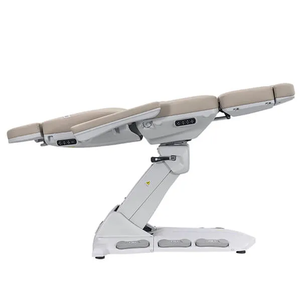 quattro-iv-treatment-bed-latte-flat-incline-position-dsse.webp